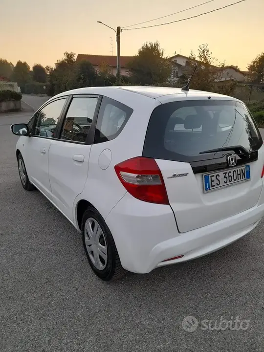 Honda Jazz 2013 photo 3