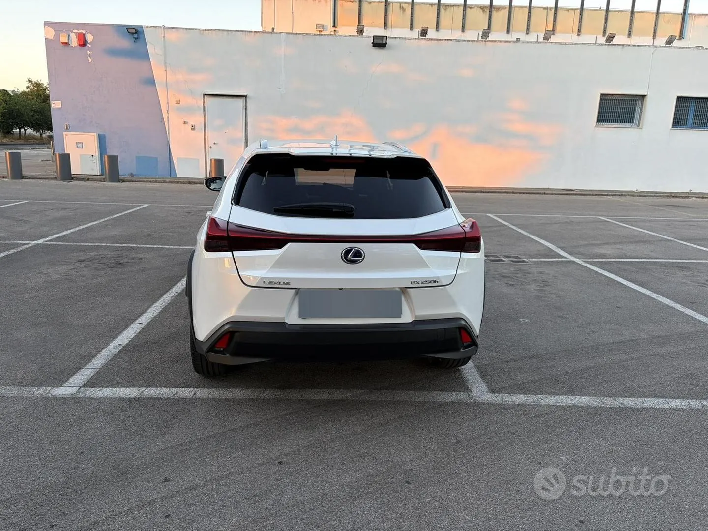 Lexus Ux 2019 photo 4