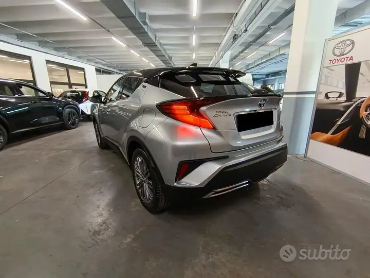 Toyota C-Hr 2023 photo 4