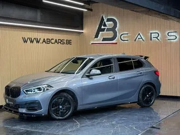 BMW 1 Series 2023 photo 2