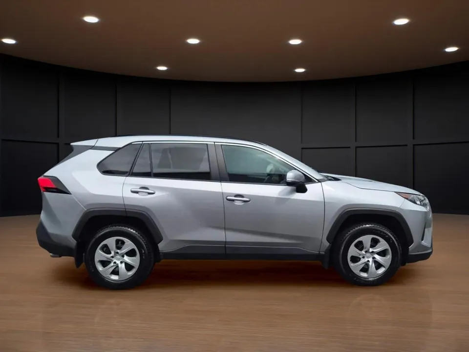 Toyota Rav4 2021 photo 4