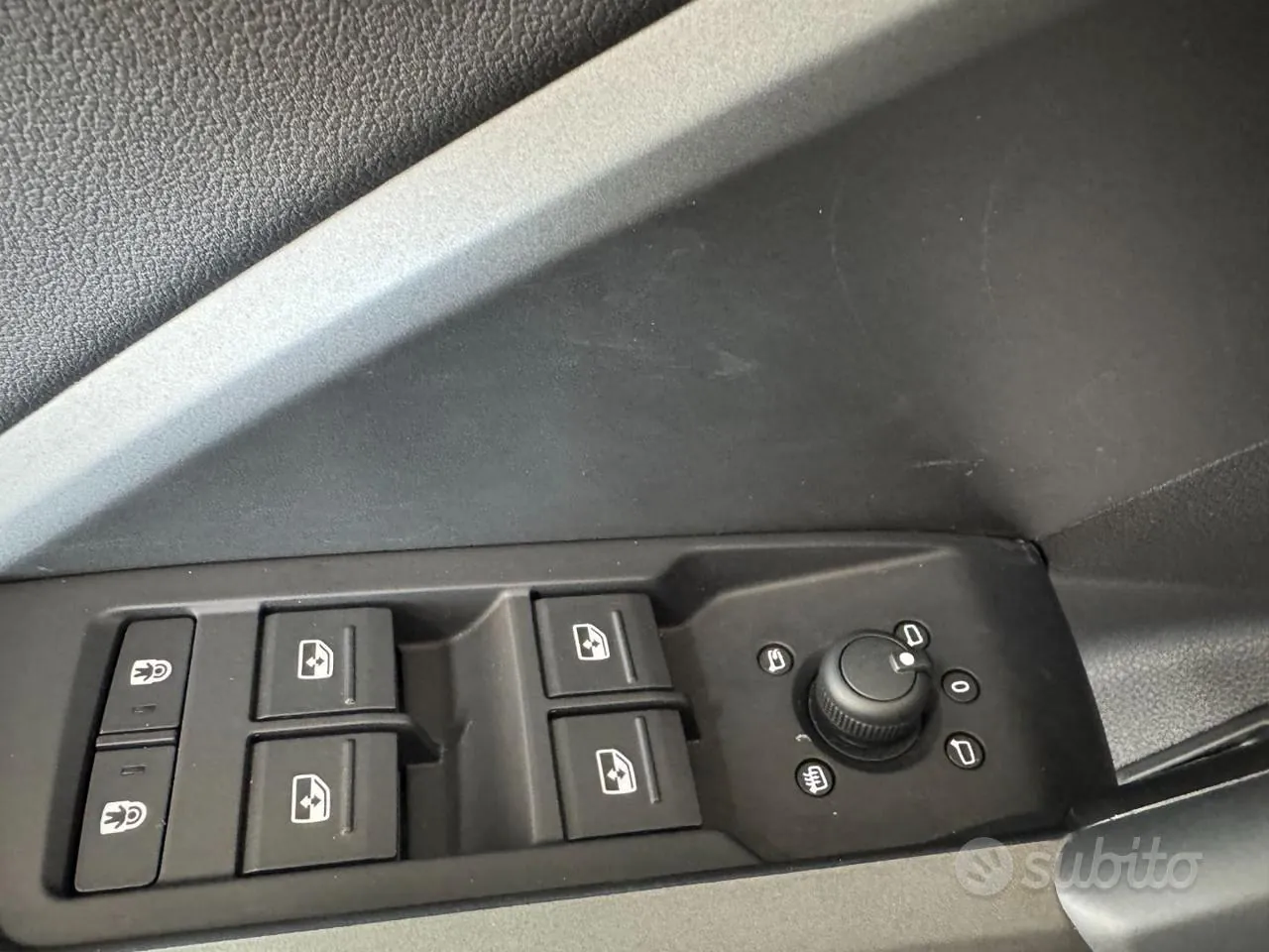 Audi Q3 2024 photo 3