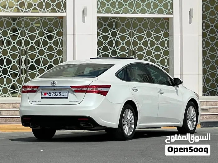 Toyota Avalon 2013 photo 4