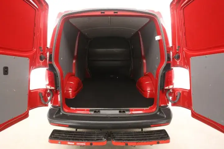Volkswagen Transporter 2021 photo 3