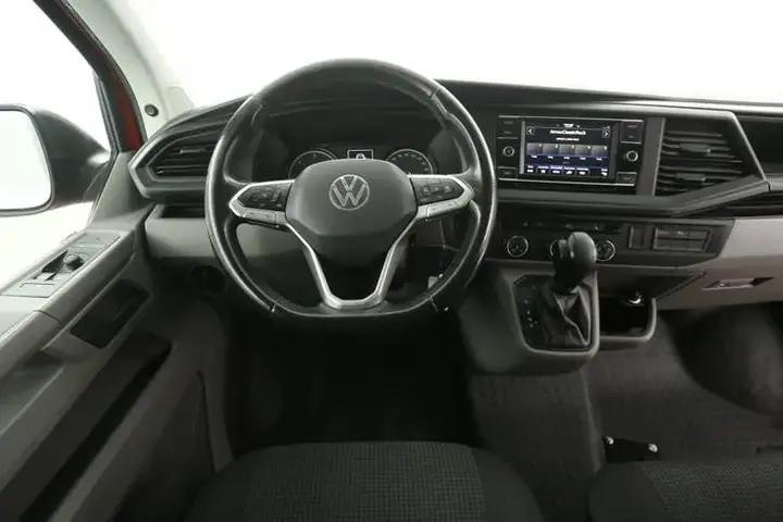Volkswagen Transporter 2021 photo 2