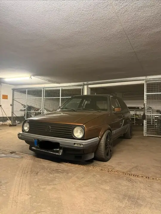 Volkswagen Golf 2