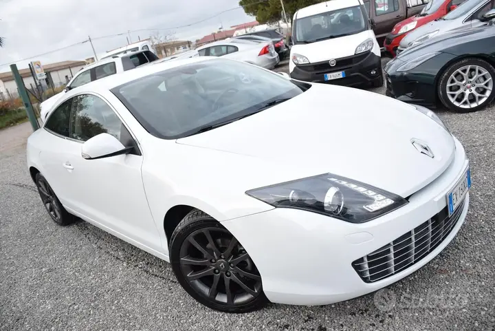 Renault Laguna 2014 photo 4