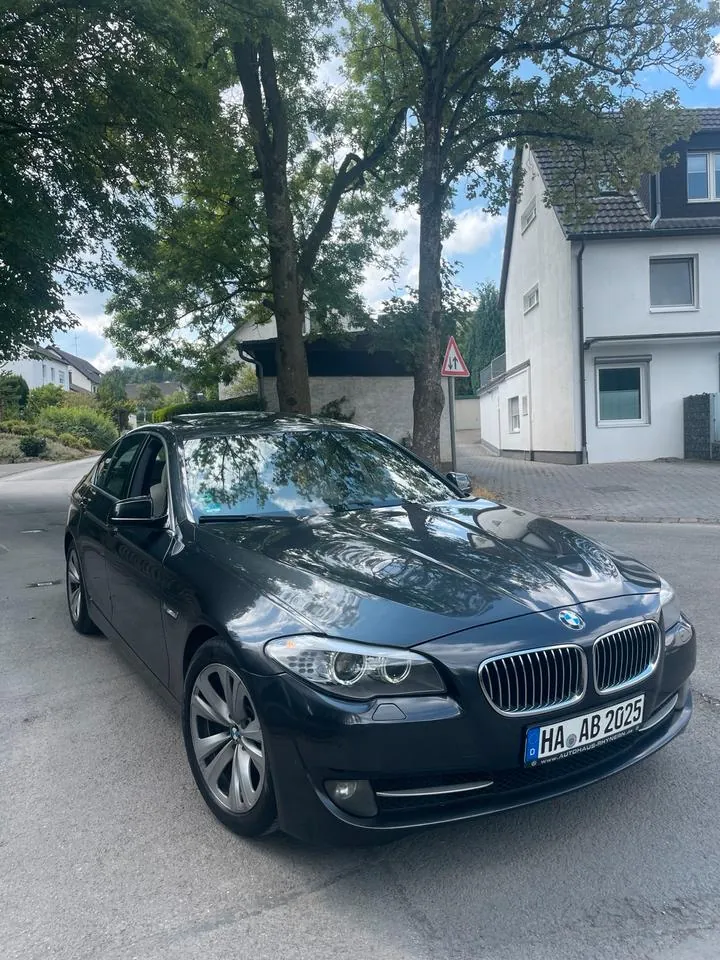 BMW F10