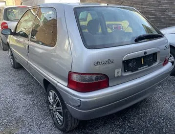 Citroen Saxo 2001 photo 2