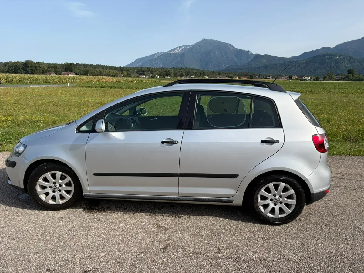 Volkswagen Golf 2008 photo 2