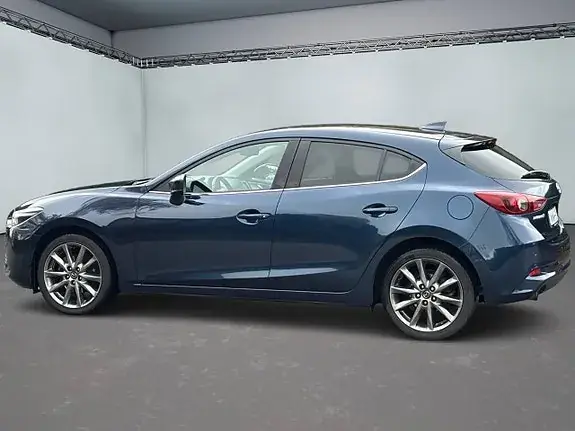 Mazda 3 2018 photo 4