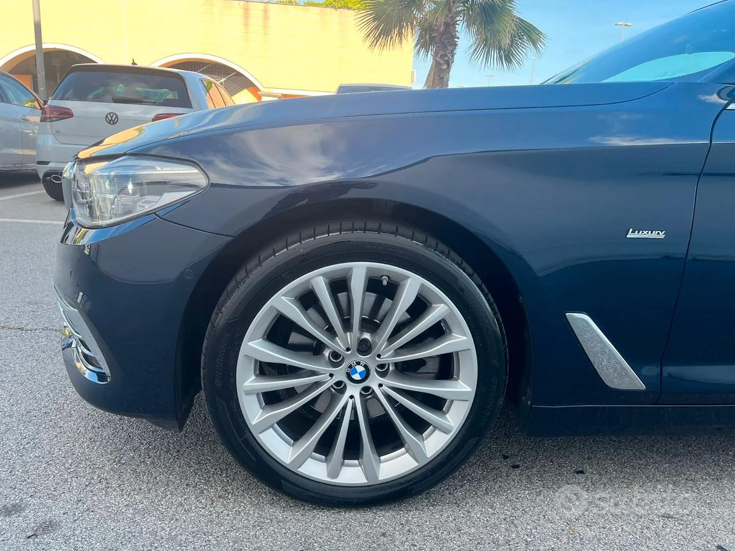 BMW 5 Series 2019 photo 5