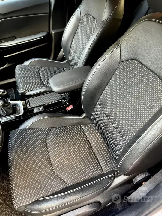 Kia Xceed 2022 photo 5