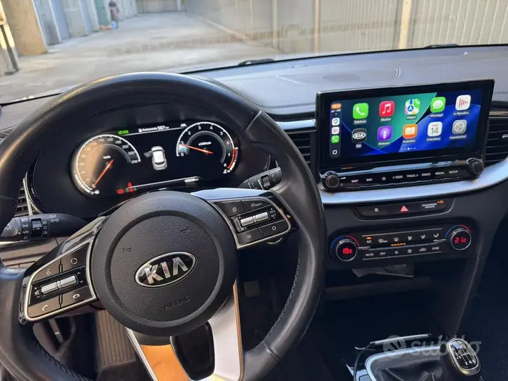 Kia Xceed 2022 photo 4