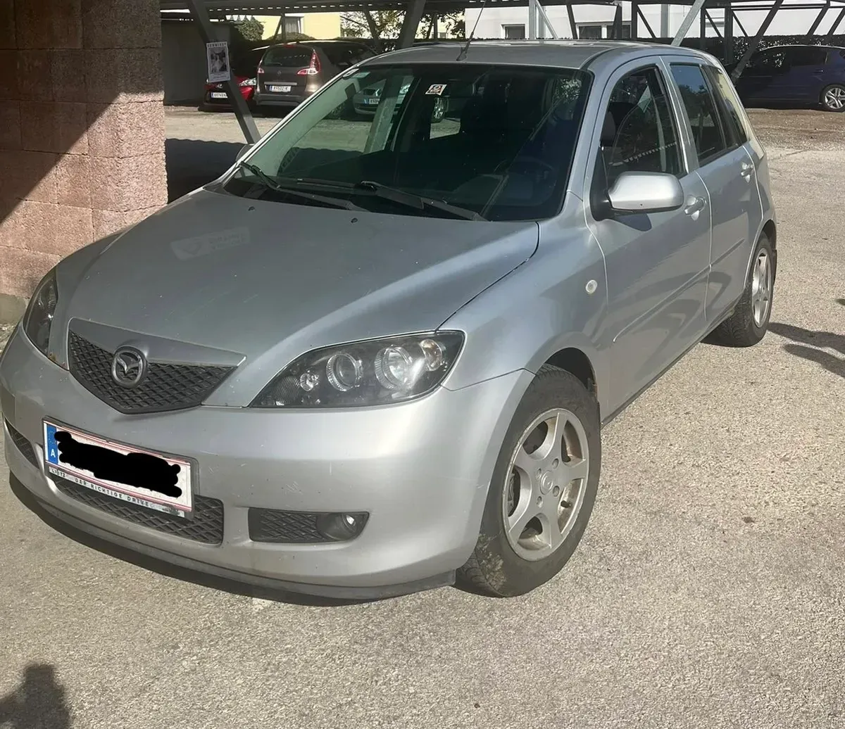 Mazda Mazda2