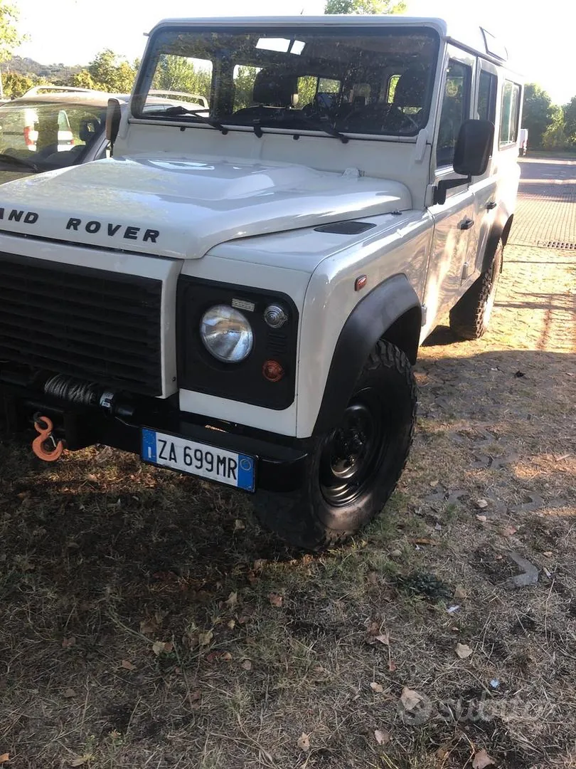 Land Rover Defender 2008 photo 3