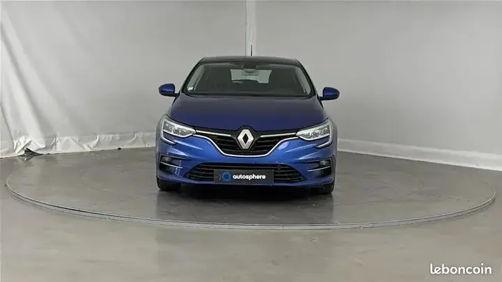 Renault Megane 2022 photo 2