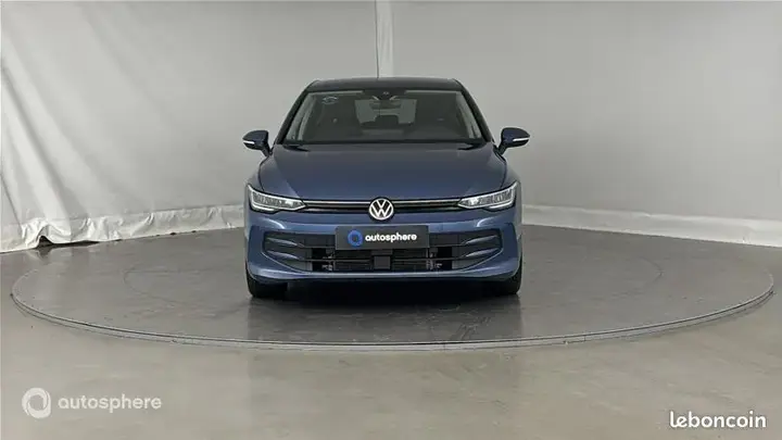 Volkswagen Golf 2025 photo 2
