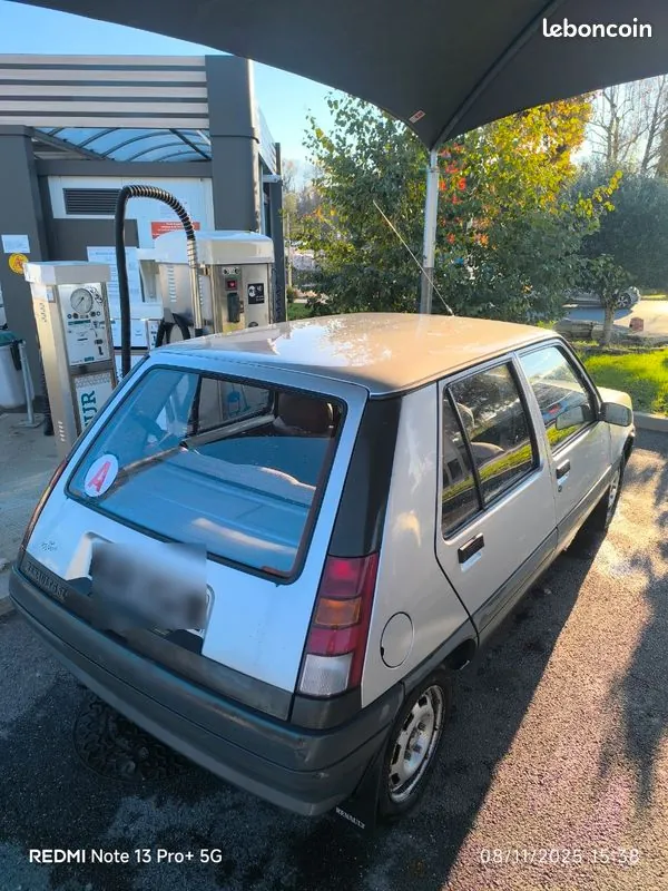 Renault Autres 1988 photo 2