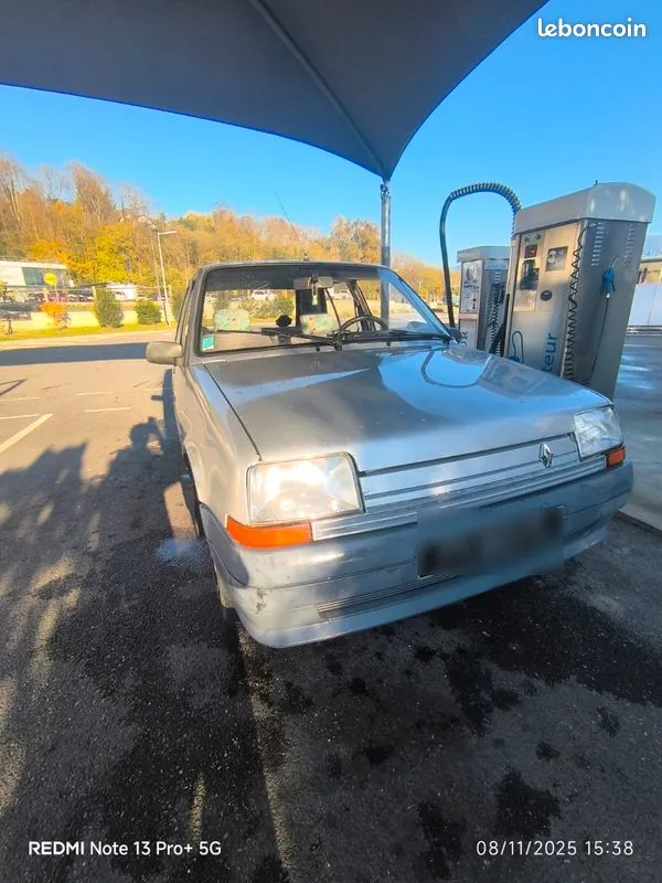 Renault Autres 1988 photo 3