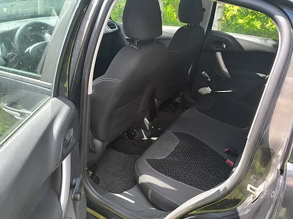 Citroen C3 2011 photo 3