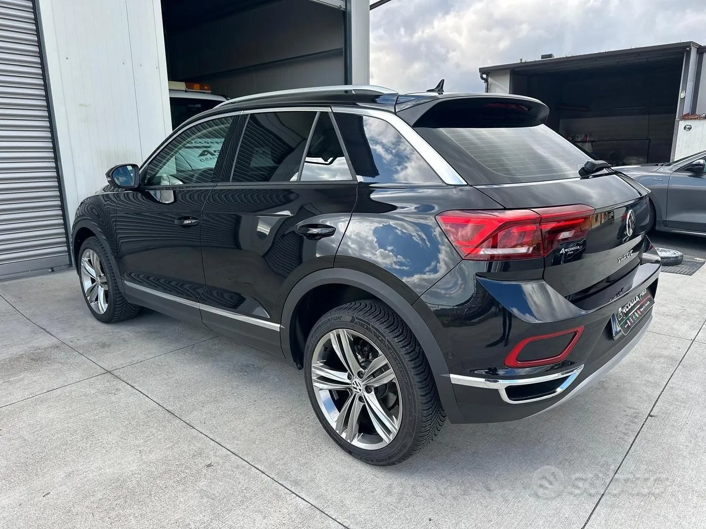 Volkswagen T-Roc 2023 photo 4