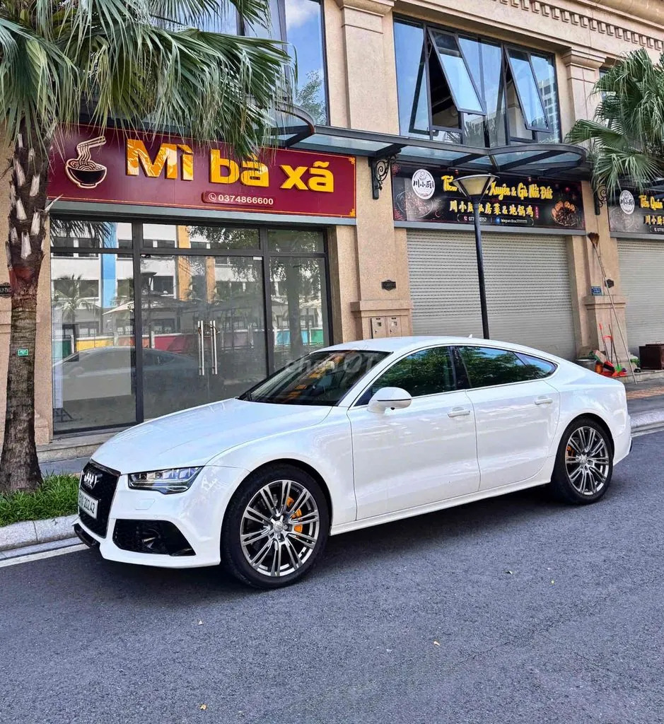 Audi A7 2012 photo 3