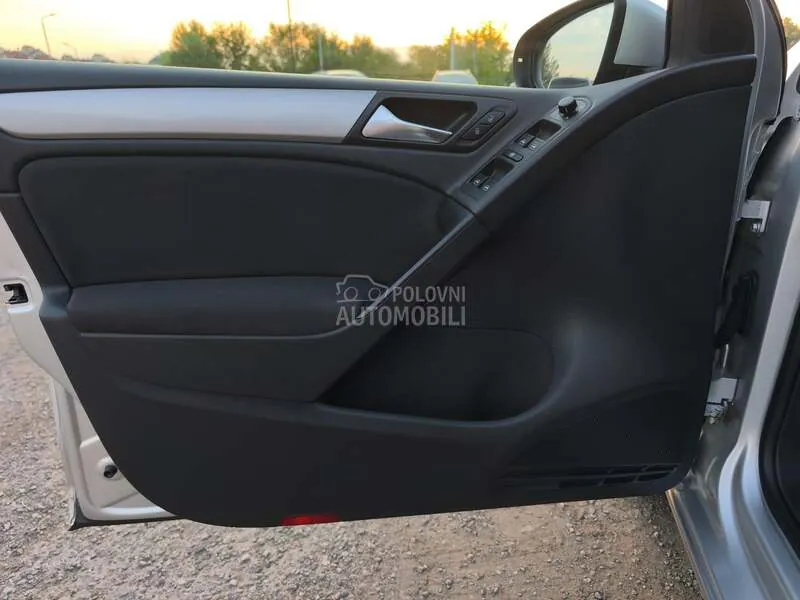 Volkswagen Golf 6 2010 photo 4