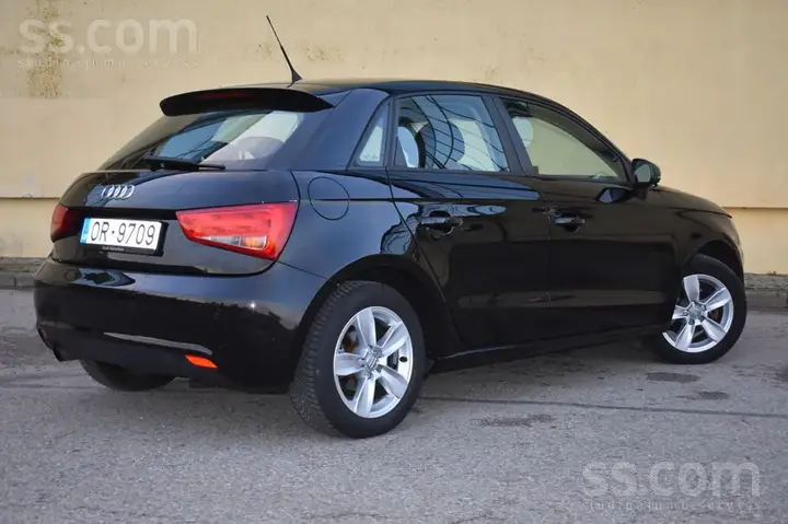Audi A1 2013 photo 5
