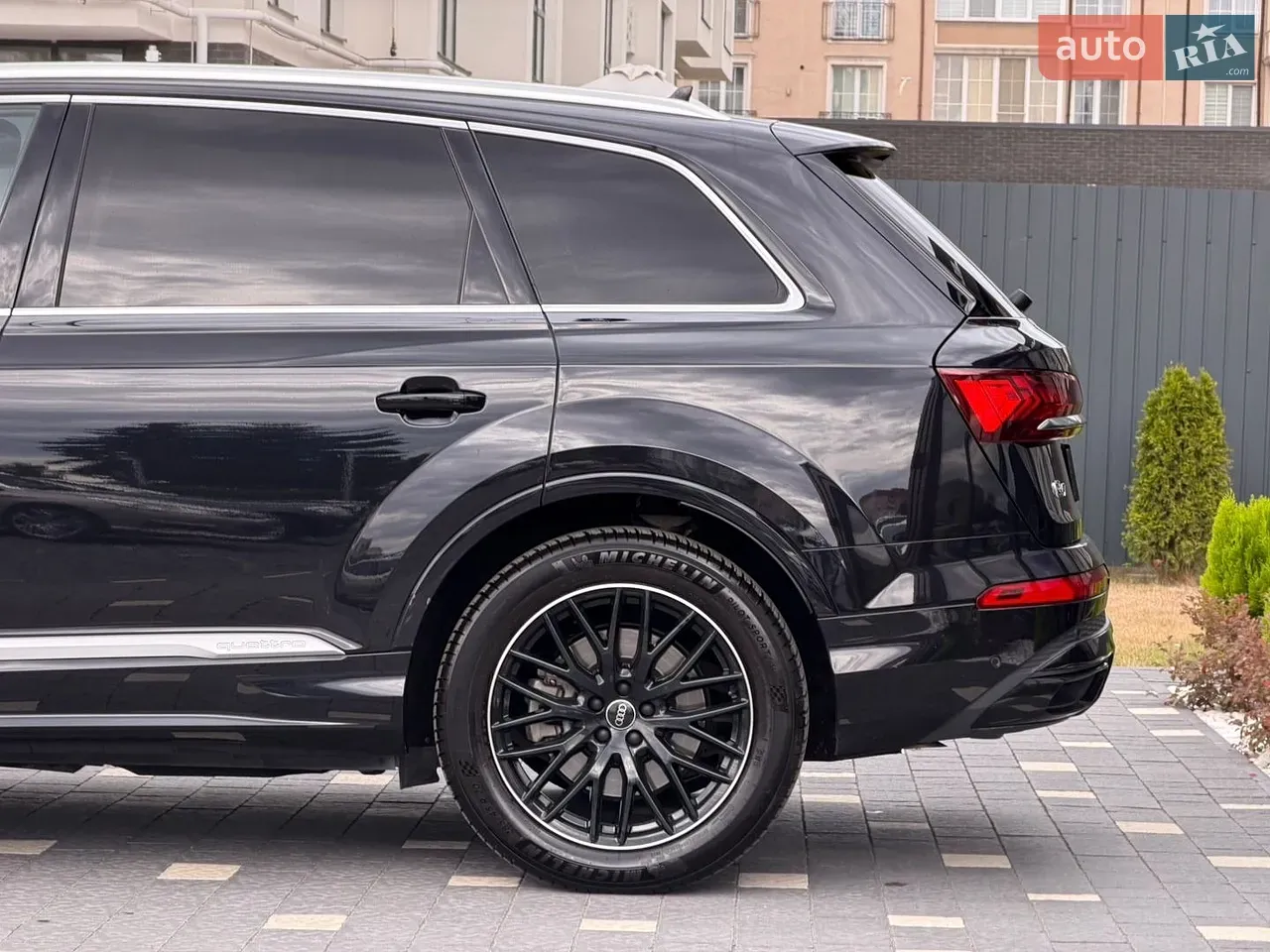 Audi Q7 2019 photo 5