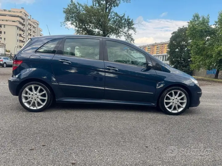 Mercedes-Benz B 200 2006 photo 4
