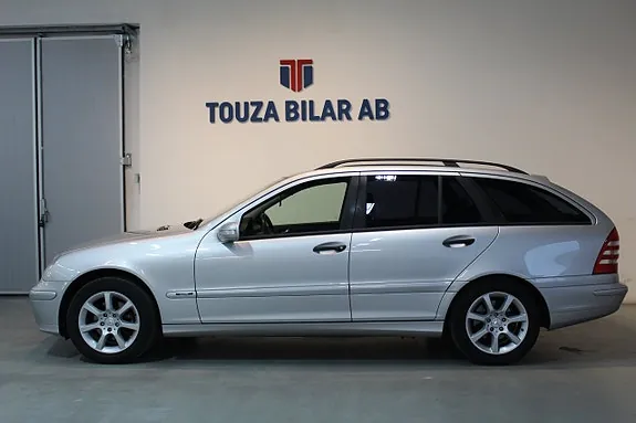 Mercedes-Benz C180 2005 photo 3