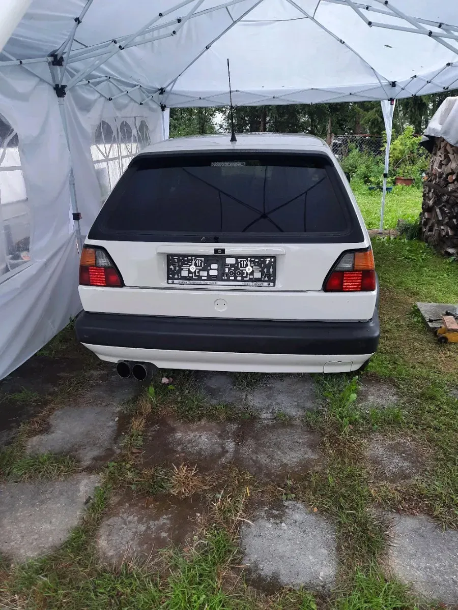 Volkswagen Golf 1989 photo 3
