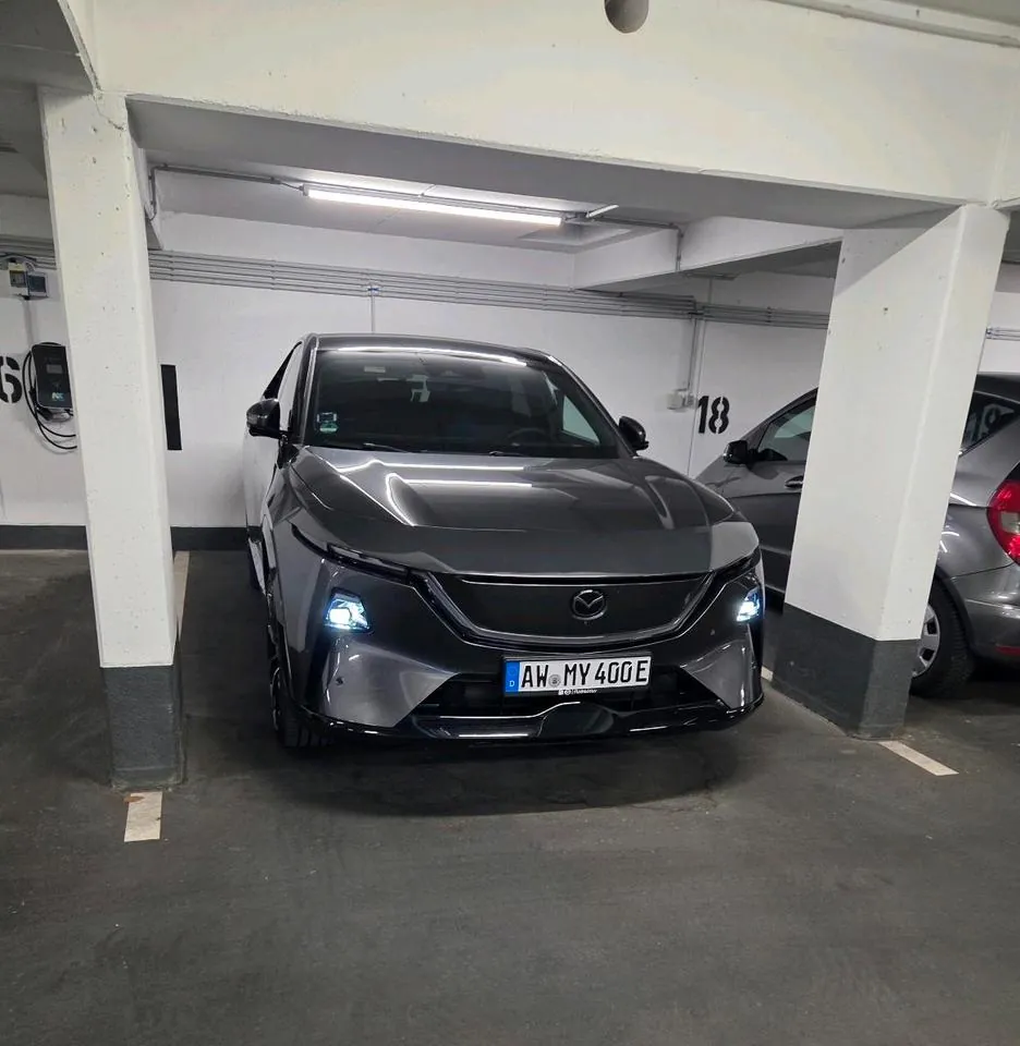 Mazda Cx-6E