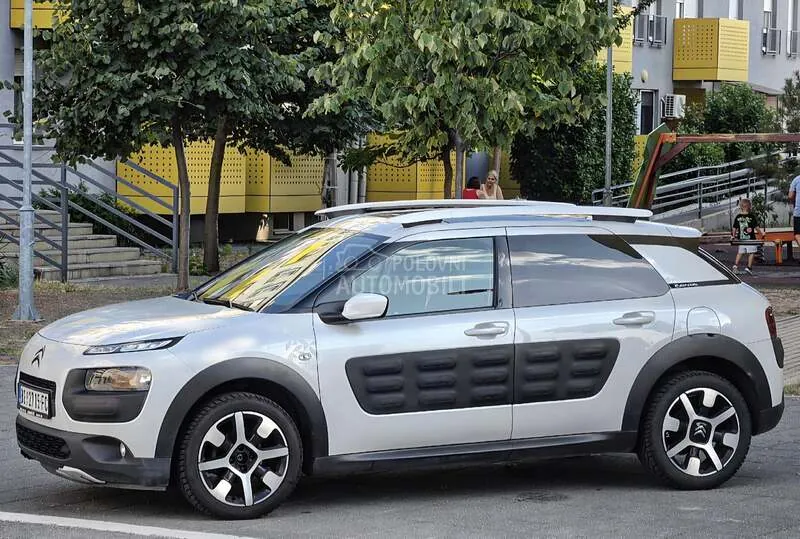 Citroen C4 Cactus 2016 photo 2
