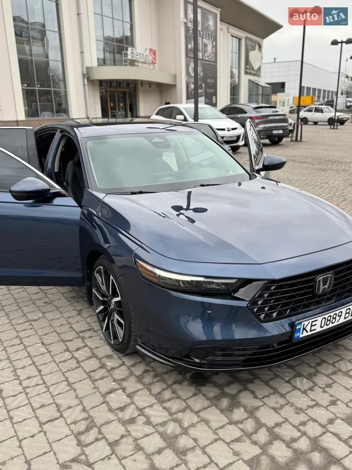 Honda Accord 2023 photo 2