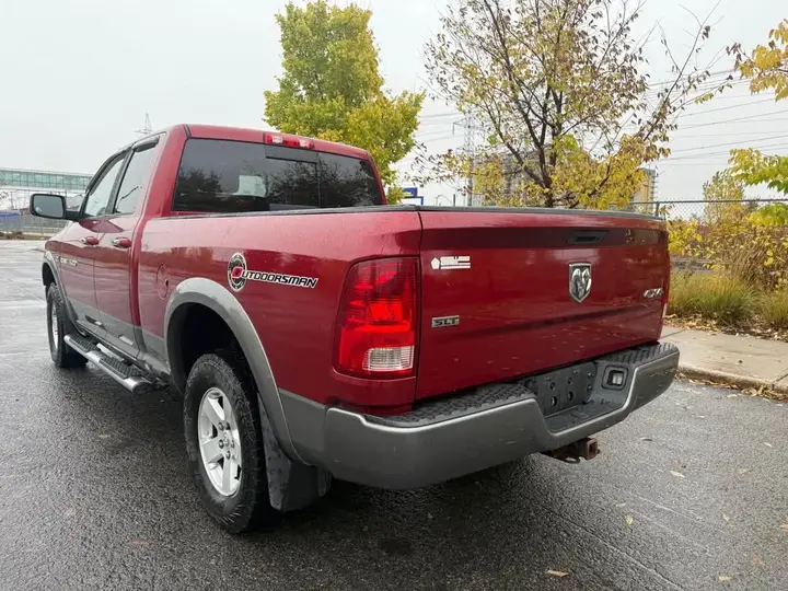 Dodge Ram 1500 2011 photo 3