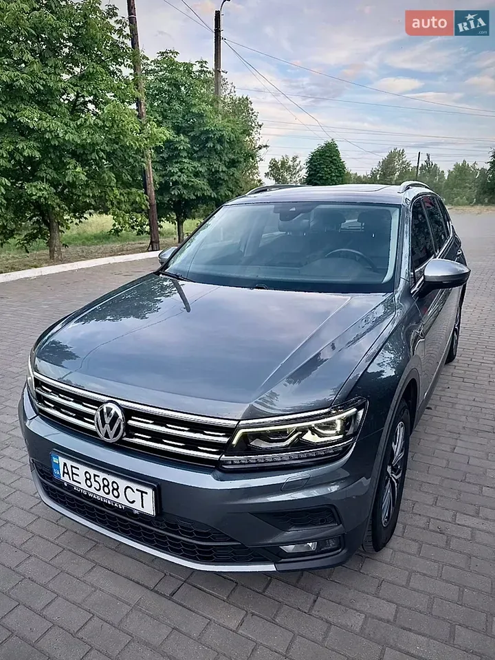 Volkswagen Tiguan 2019 photo 2