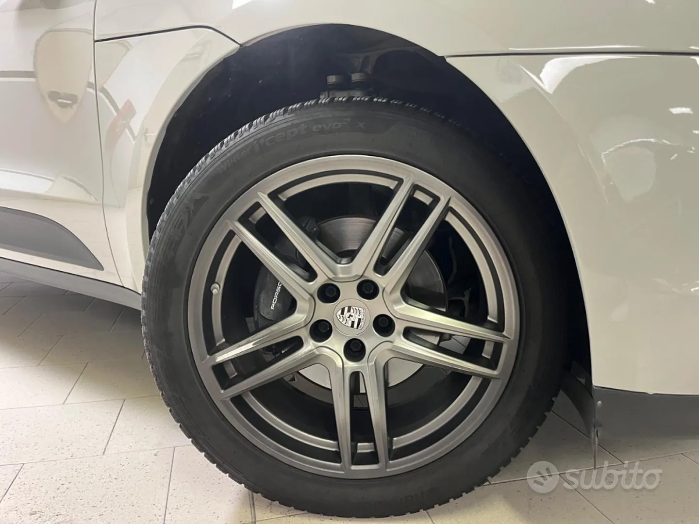 Porsche Macan 2020 photo 3