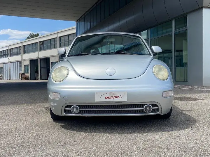 Volkswagen Beetle 2000 photo 4