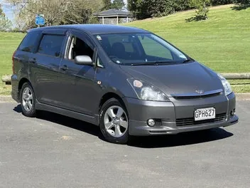 Toyota Wish 2004 photo 3