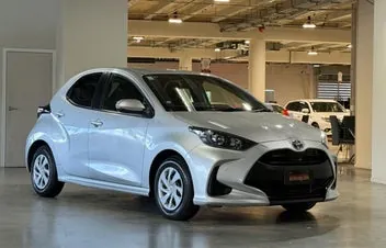 Toyota Yaris 2021 photo 2