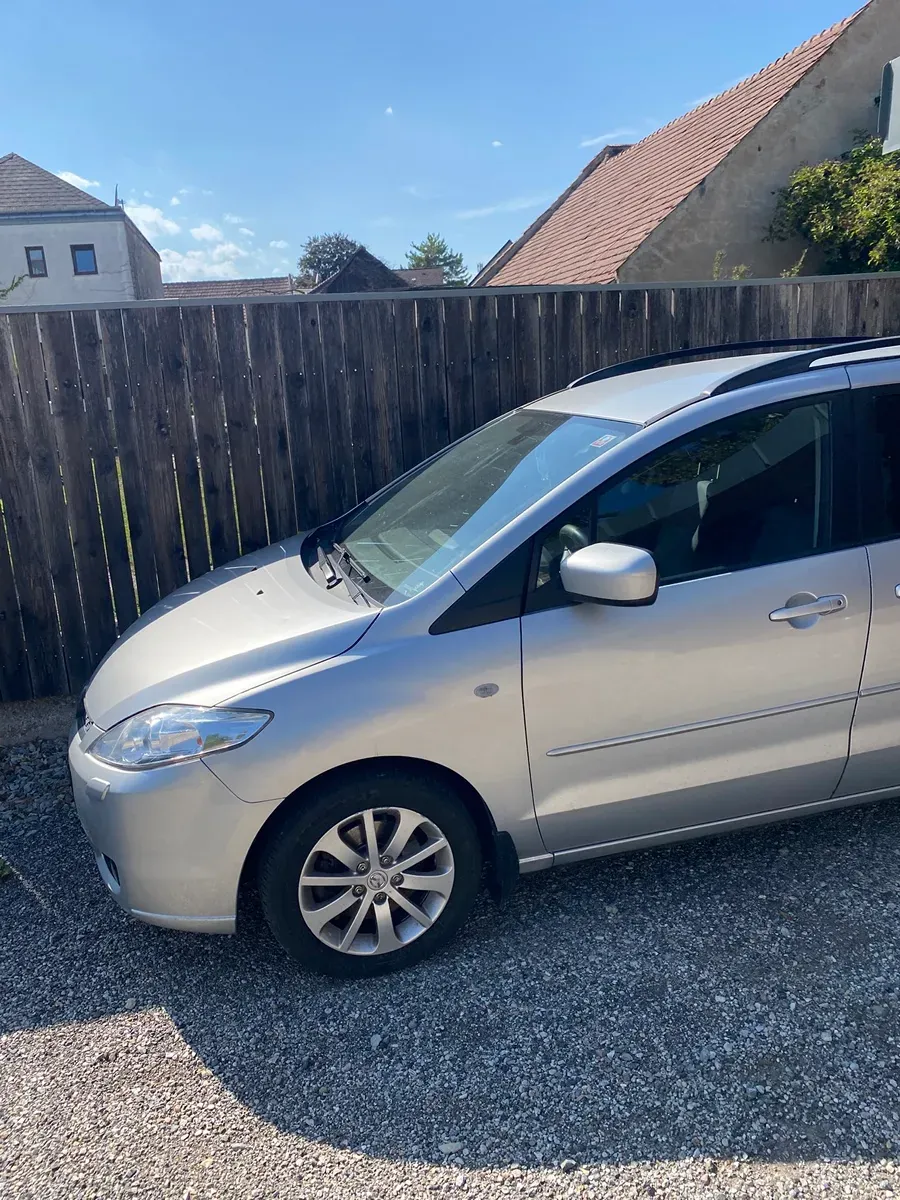 Mazda Mazda5 2008 photo 2