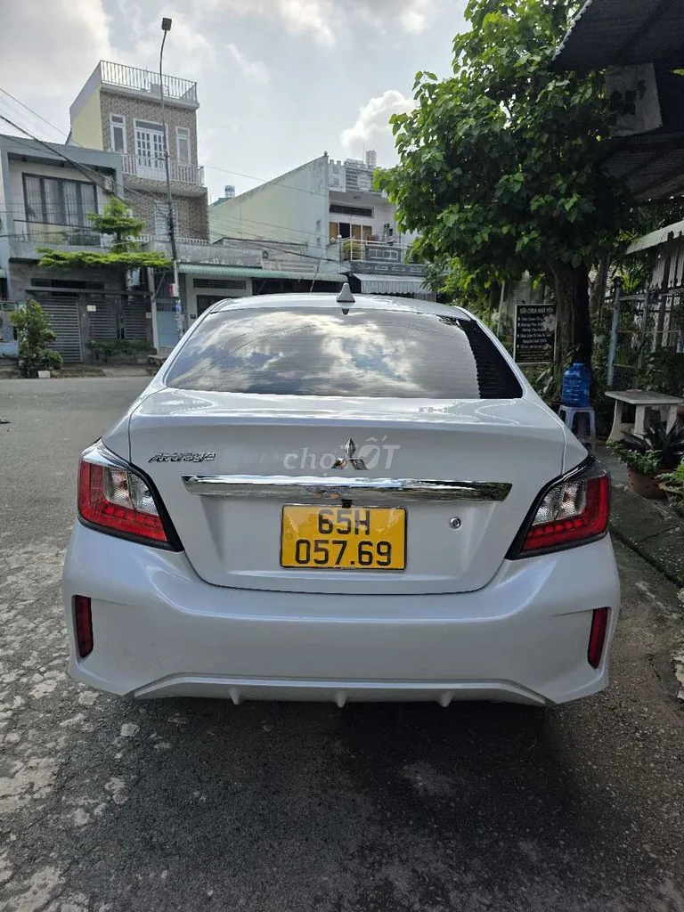 Mitsubishi Attrage 2025 photo 2