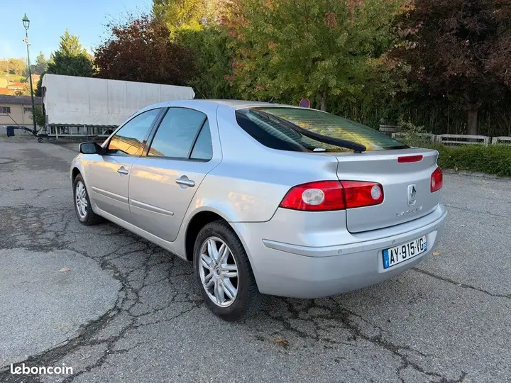 Renault Laguna 2005 photo 3