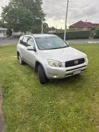 Toyota Rav4 2007 photo 2