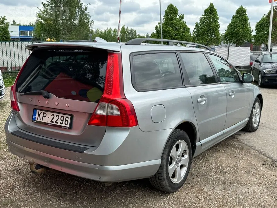 Volvo V70 2007 photo 4