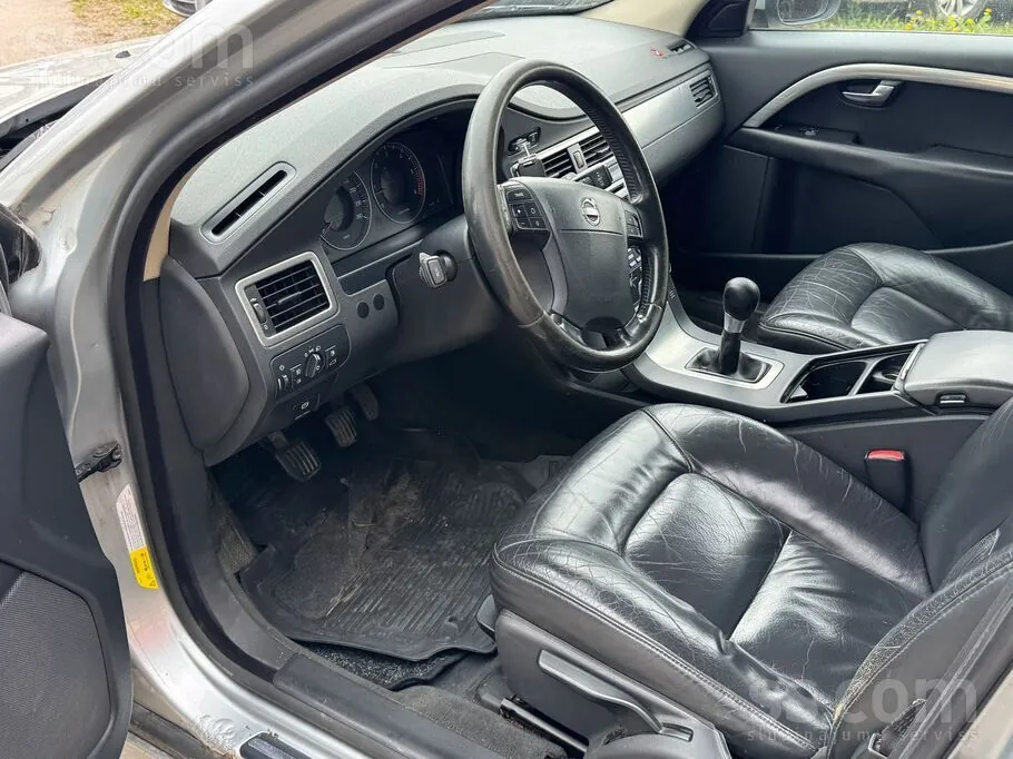 Volvo V70 2007 photo 5