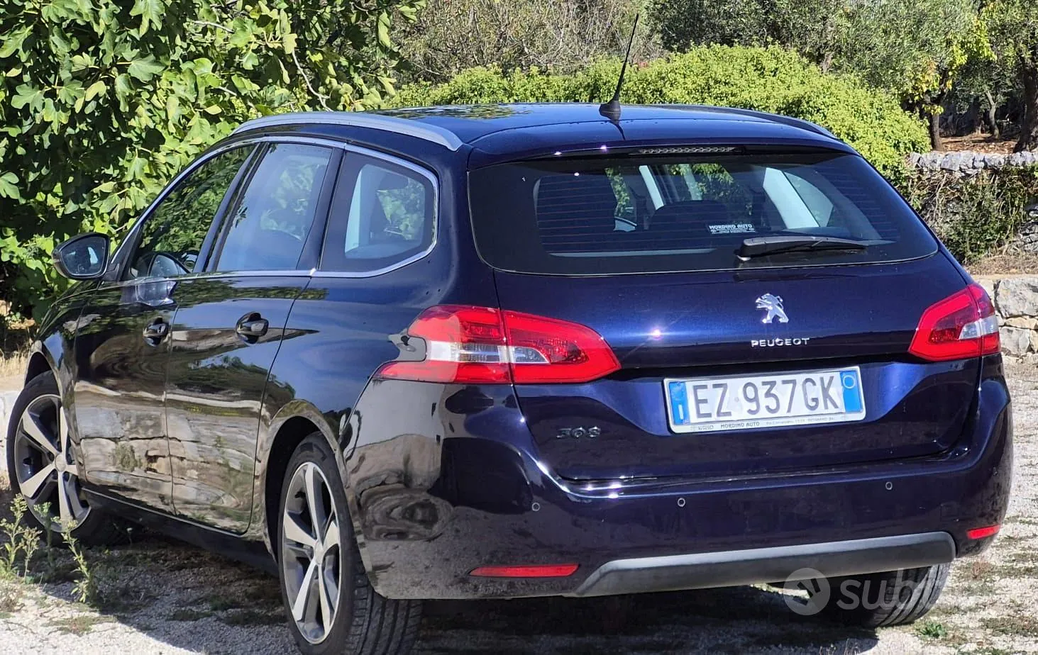 Peugeot 308 2015 photo 2