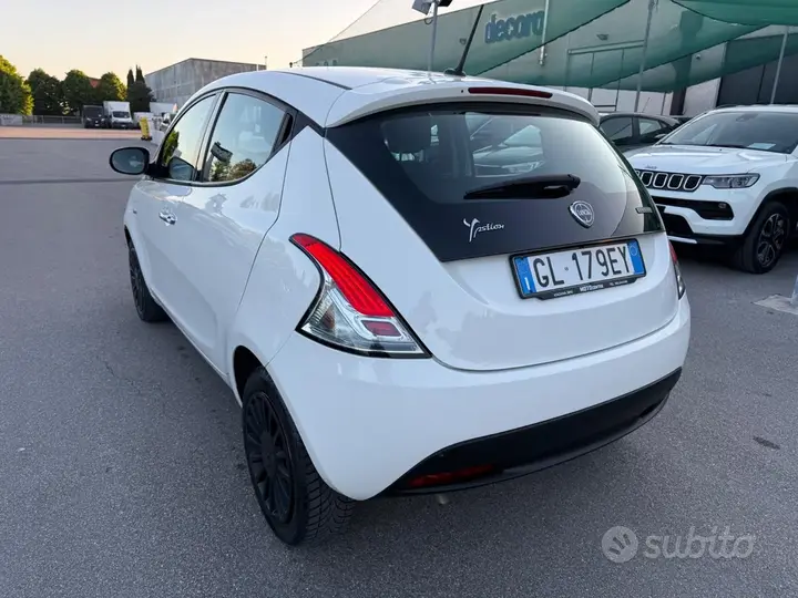 Lancia Ypsilon 2022 photo 3